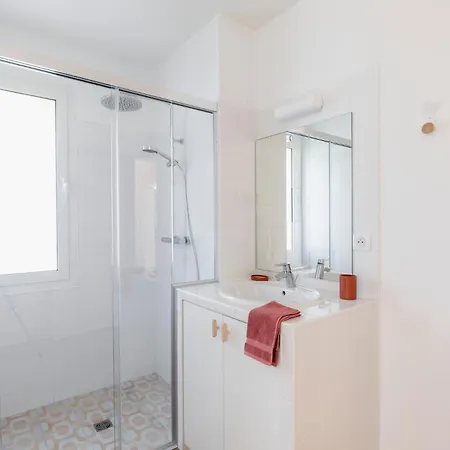 Bikiak, Proche De La Plage, Coeur Mouleau *