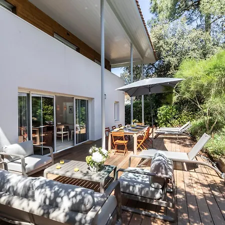 Bikiak, Proche De La Plage, Coeur Mouleau *