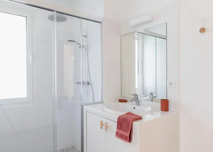 Bikiak, Proche De La Plage, Coeur Mouleau *