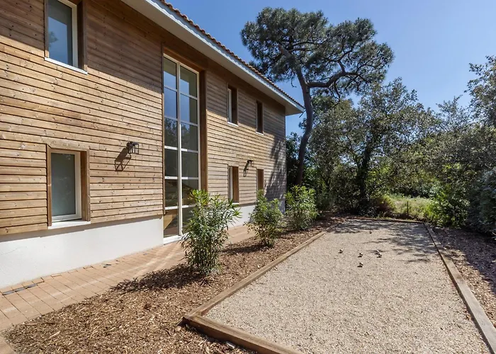 Bikiak, Proche De La Plage, Coeur Mouleau * Arcachón